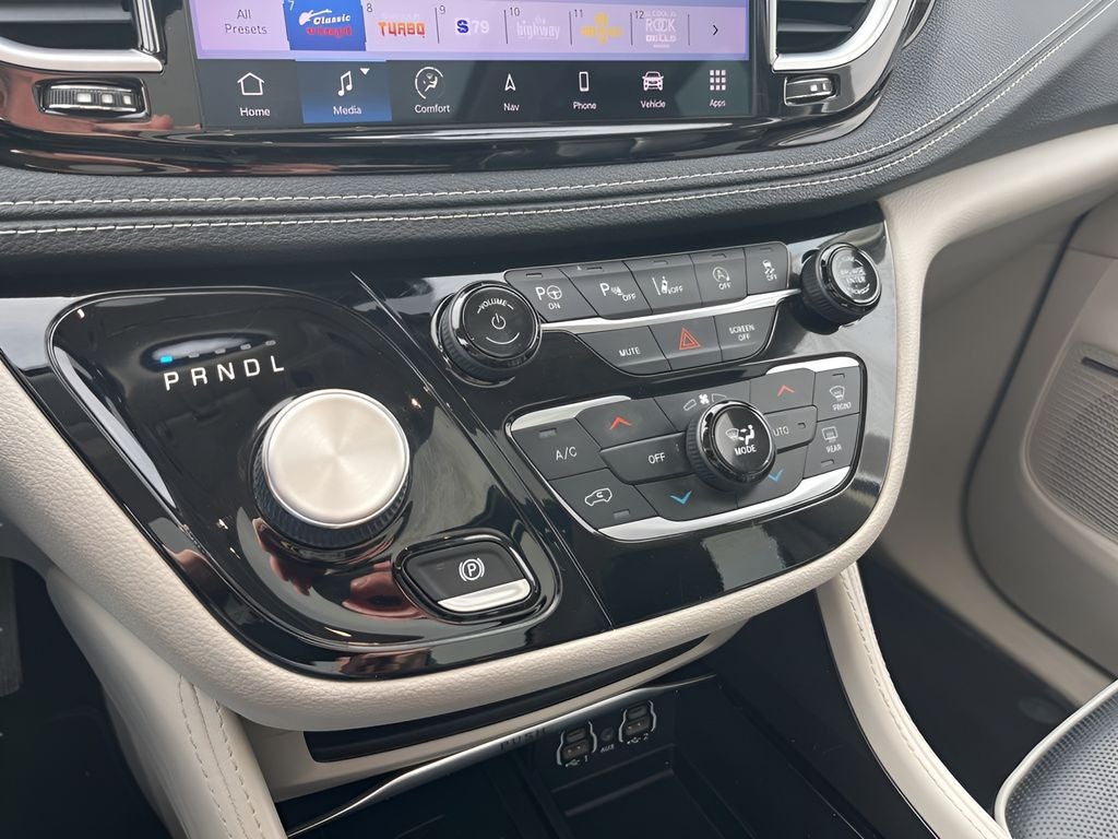 2022 Chrysler Pacifica Limited