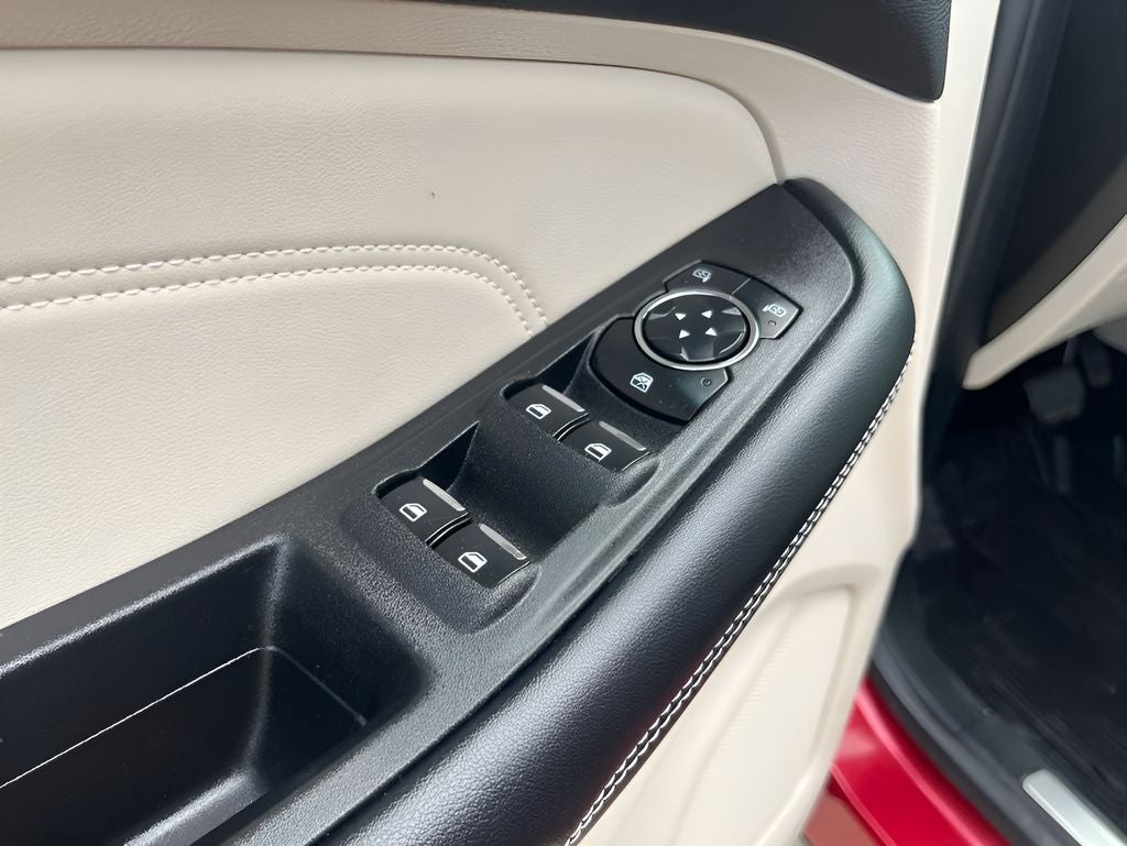 2023 Ford Edge Titanium