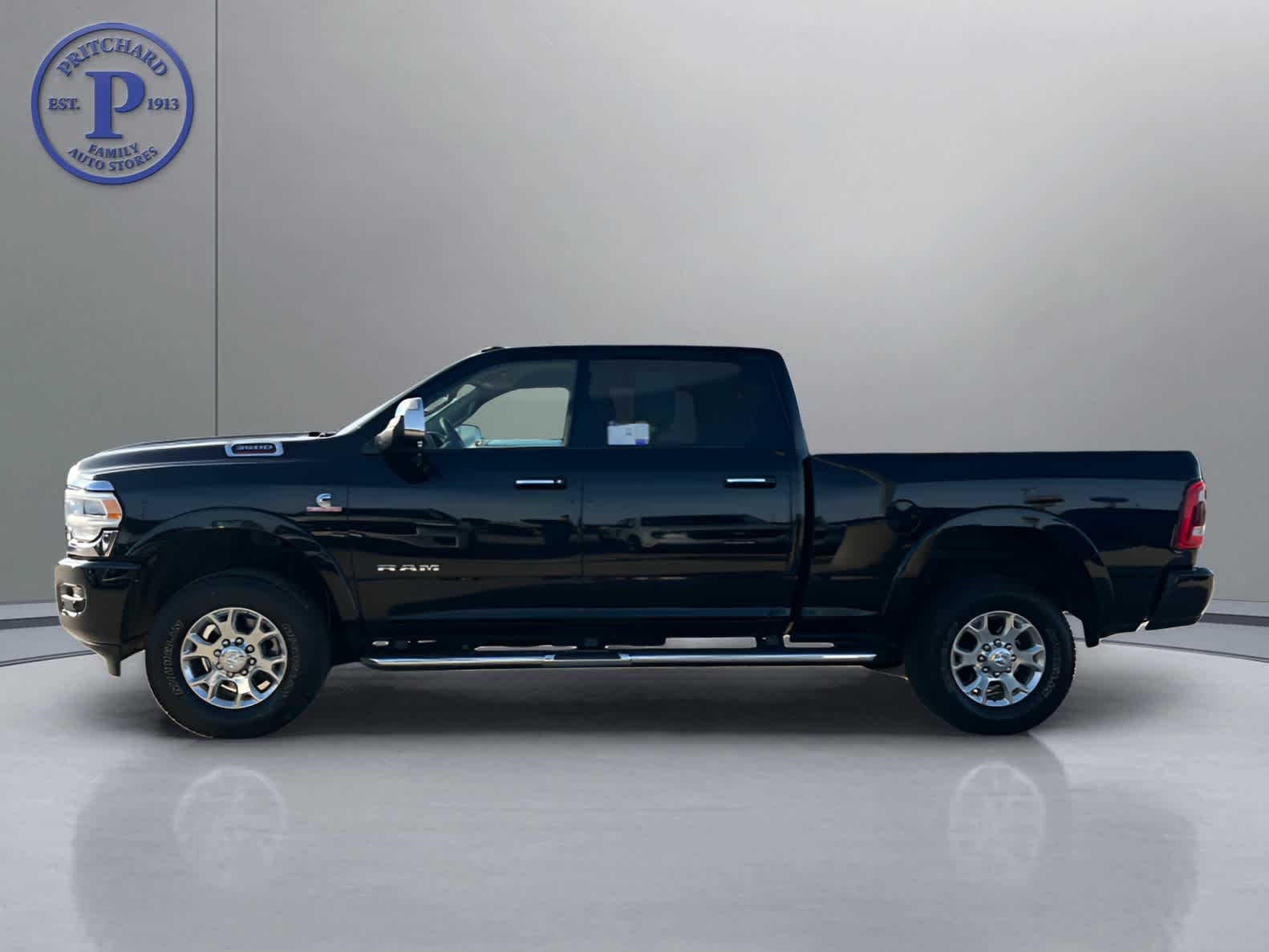 2022 RAM 3500 Laramie