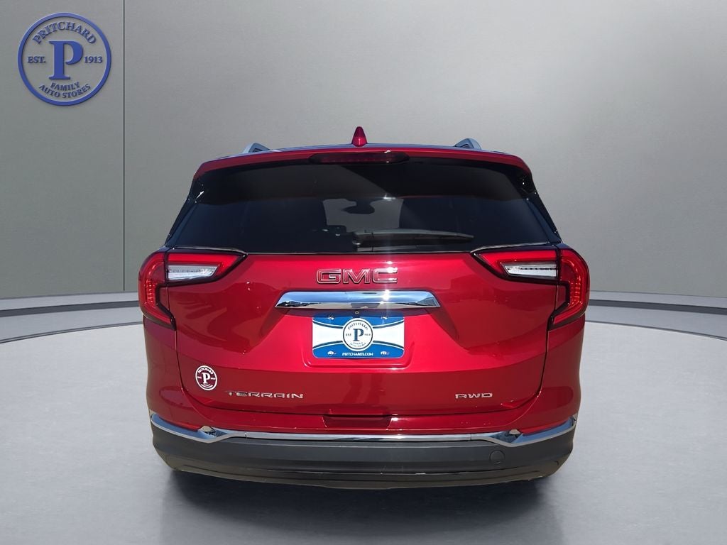 2023 GMC Terrain SLT