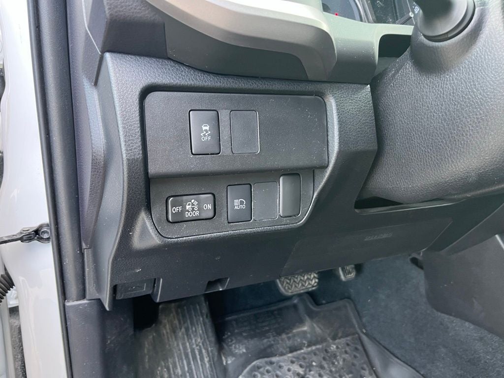 2020 Toyota Tacoma SR5 V6