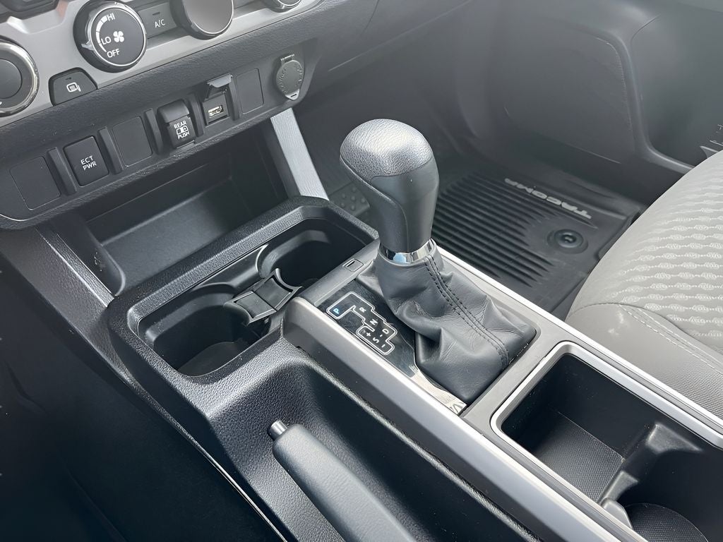 2020 Toyota Tacoma SR5 V6