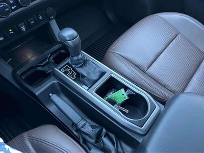 2023 Toyota Tacoma Limited V6