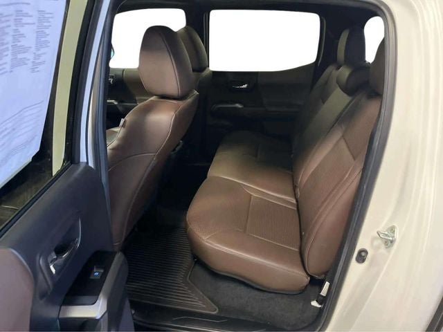 2023 Toyota Tacoma Limited V6