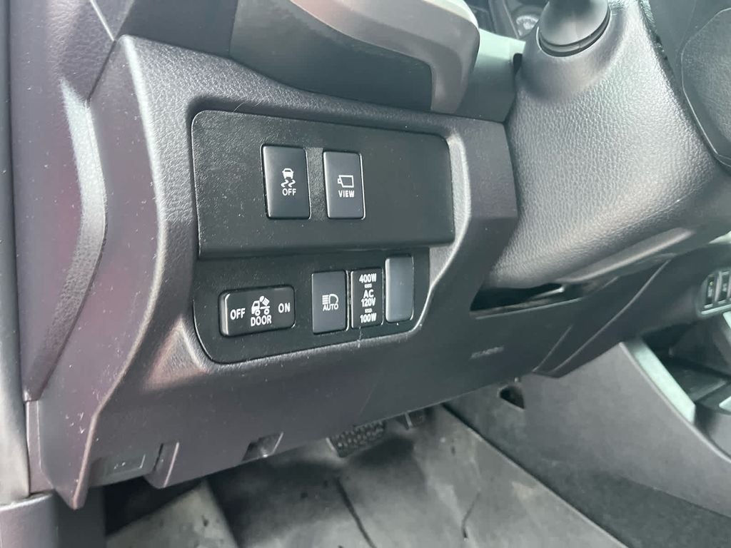 2022 Toyota Tacoma Limited V6