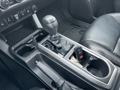 2022 Toyota Tacoma Limited V6