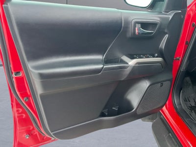 2022 Toyota Tacoma Limited V6