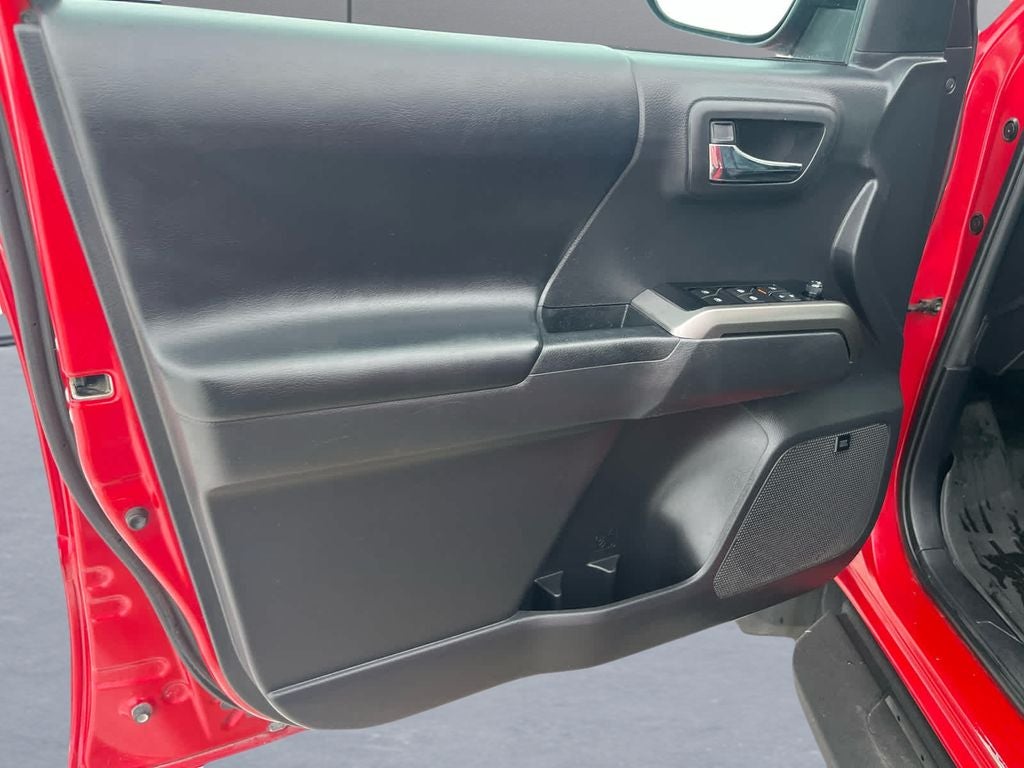 2022 Toyota Tacoma Limited V6