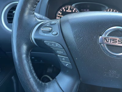 2020 Nissan Pathfinder SL