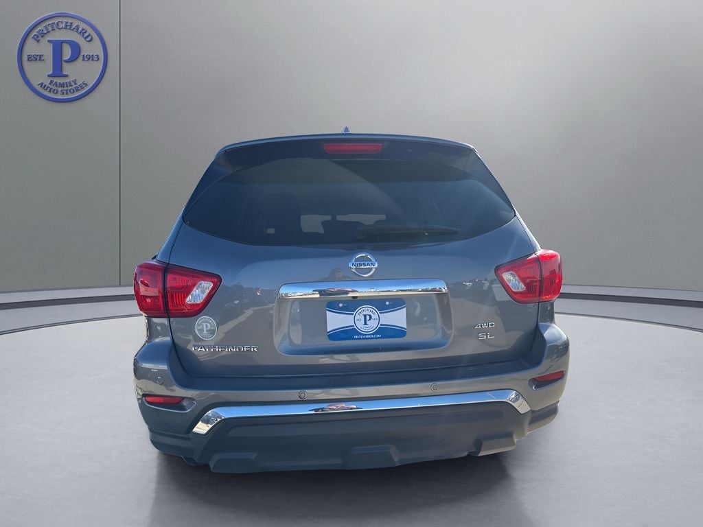 2020 Nissan Pathfinder SL