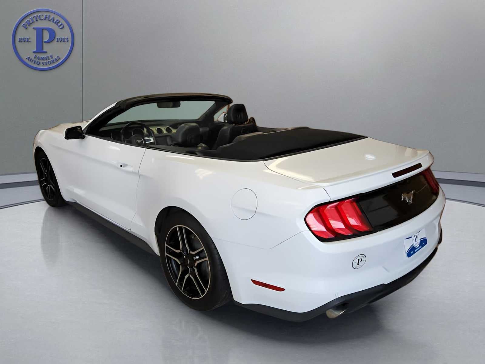 2021 Ford Mustang EcoBoost