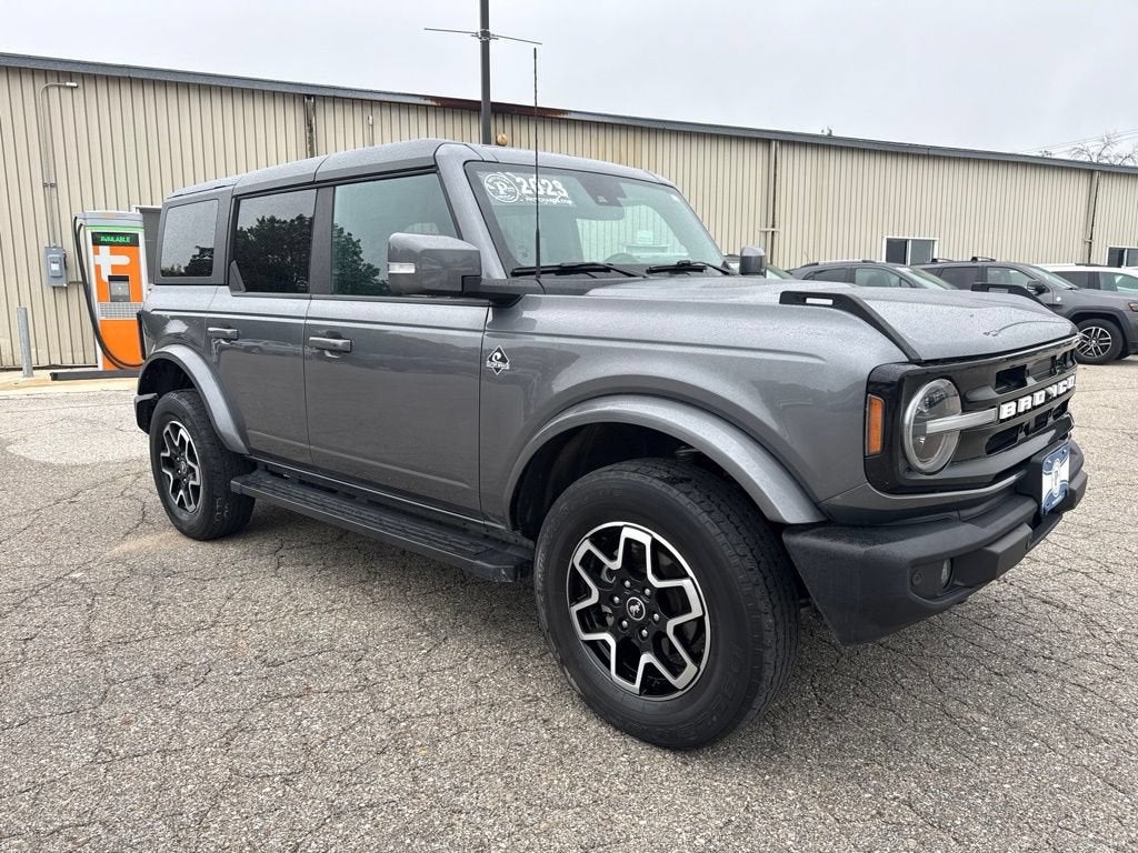 2023 Ford Bronco Base