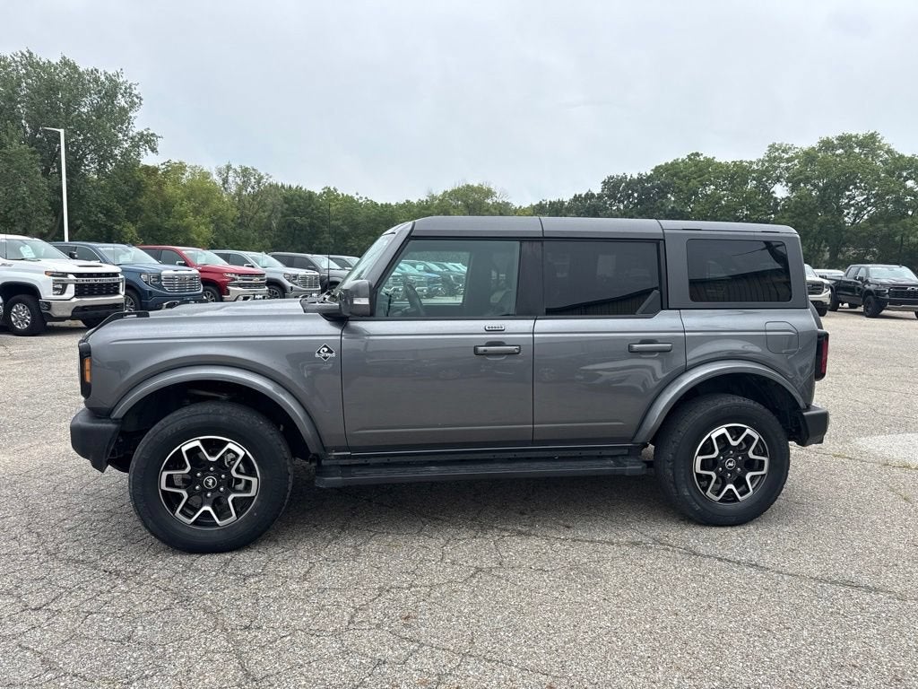 2023 Ford Bronco Base