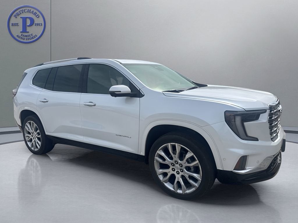 2024 GMC Acadia Denali AWD's photo