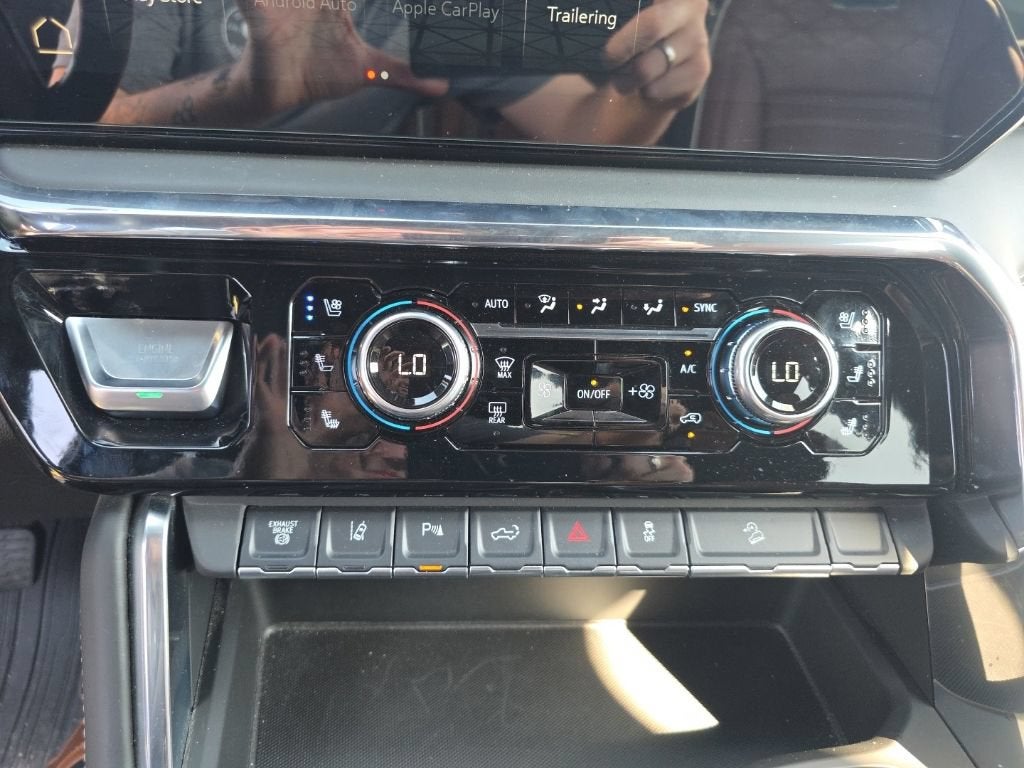 2025 GMC Sierra 3500 HD Denali Ultimate