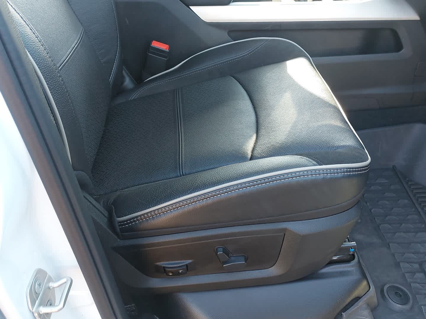 2023 RAM 3500 Laramie