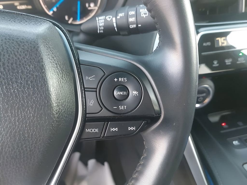 2024 Toyota Venza LE
