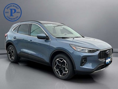 2026 Ford Escape Platinum