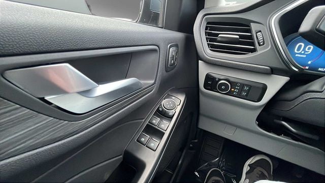 2026 Ford Escape Platinum