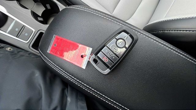 2026 Ford Escape Platinum