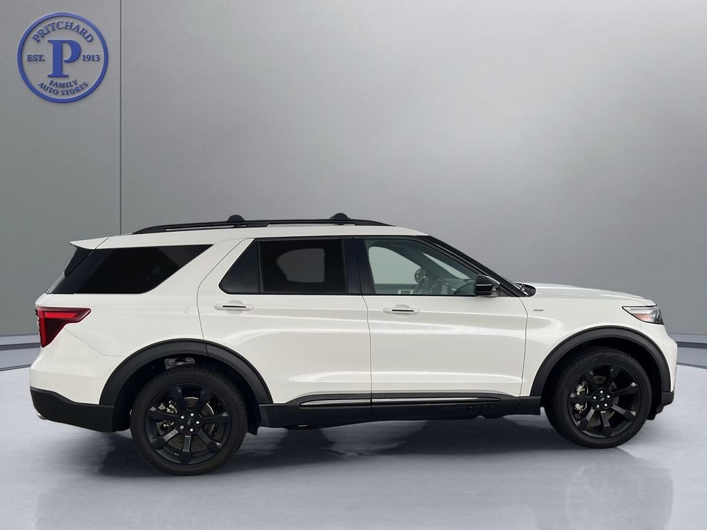 2024 Ford Explorer ST-Line