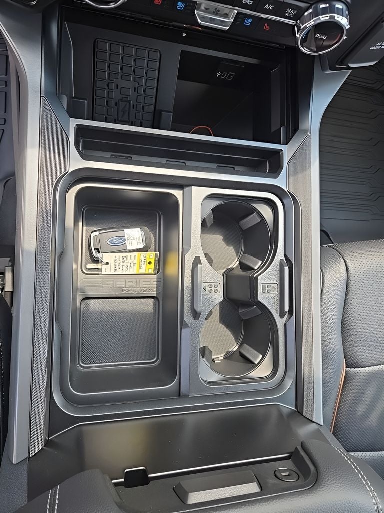 2026 Ford F-350SD Lariat DRW