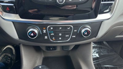 2018 Chevrolet Traverse LT Cloth w/1LT