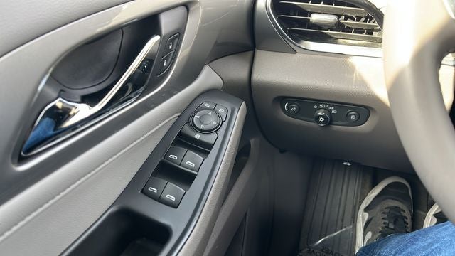 2018 Chevrolet Traverse LT Cloth w/1LT