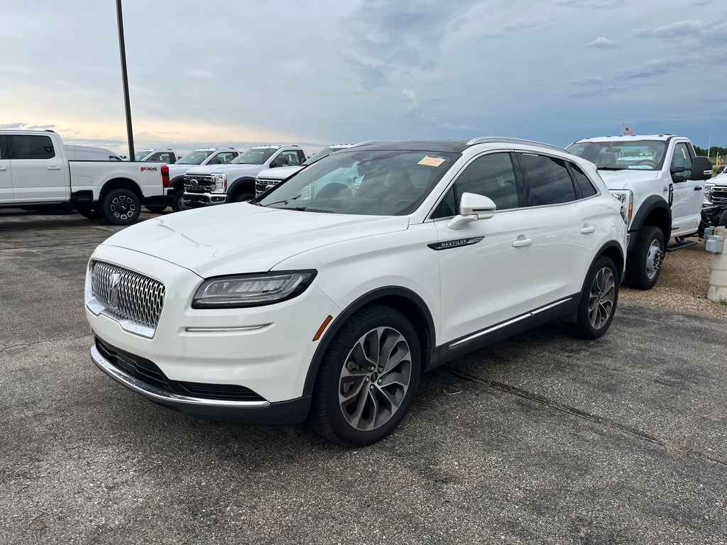 2022 Lincoln Nautilus Reserve