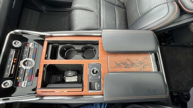 2023 Lincoln Navigator Black Label