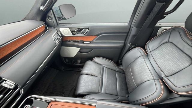 2023 Lincoln Navigator Black Label