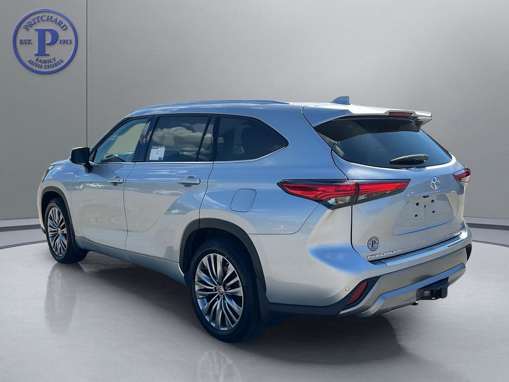 2021 Toyota Highlander Platinum