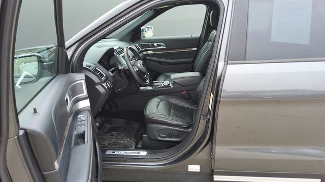 2019 Ford Explorer Platinum