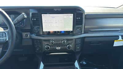 2027 Ford F-350SD Platinum