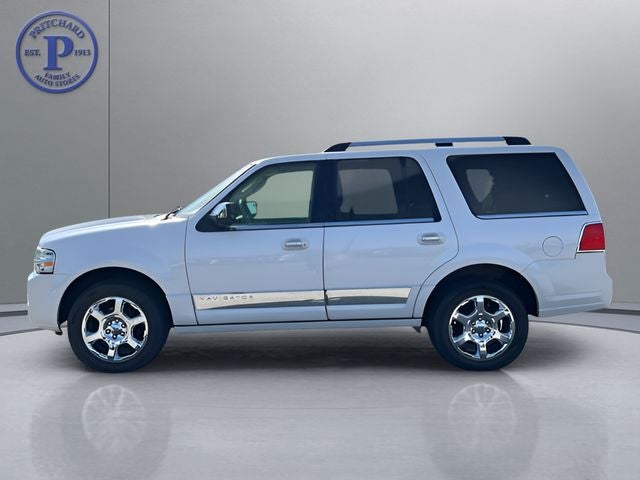 2013 Lincoln Navigator Base